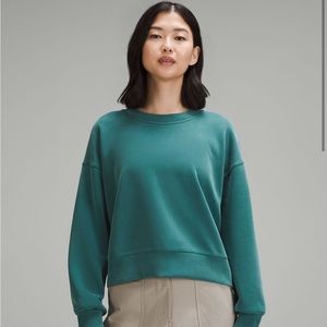 Brand New! Perfectly Oversized Cropped Crew